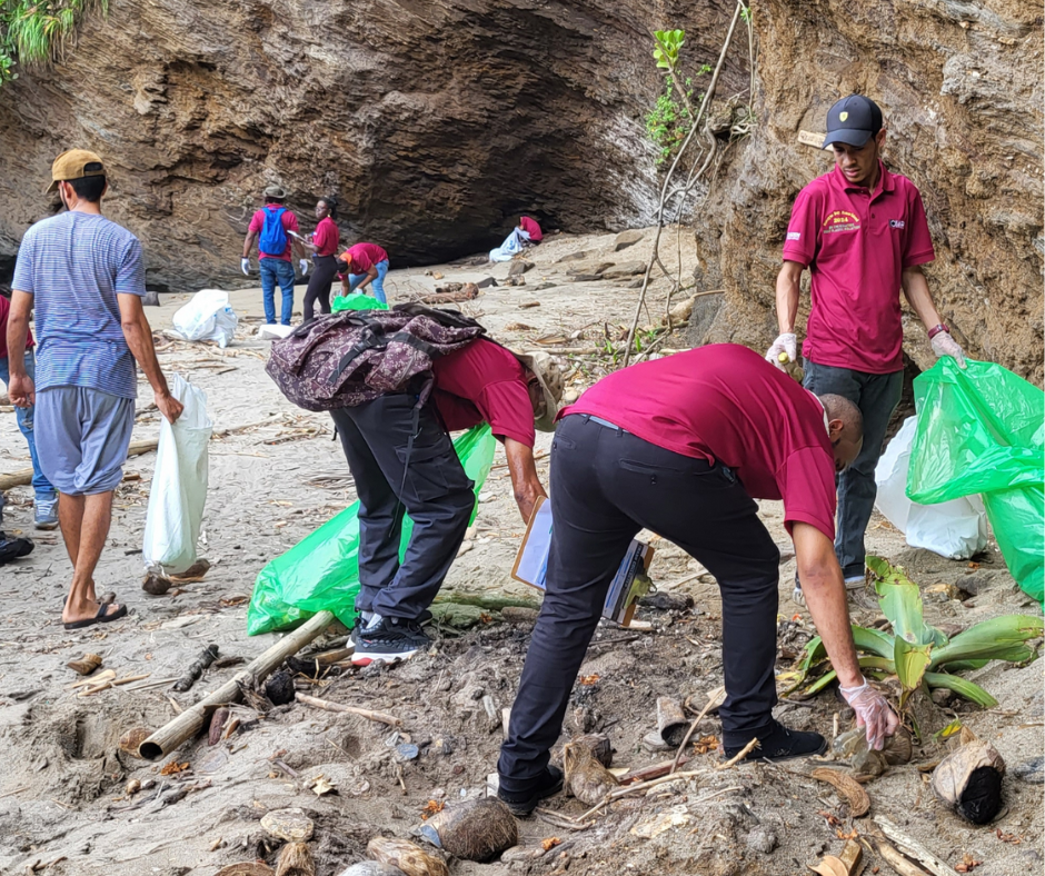 Kaizen Environmental Services leads cleanup on Monos Island, Biscayne Bay